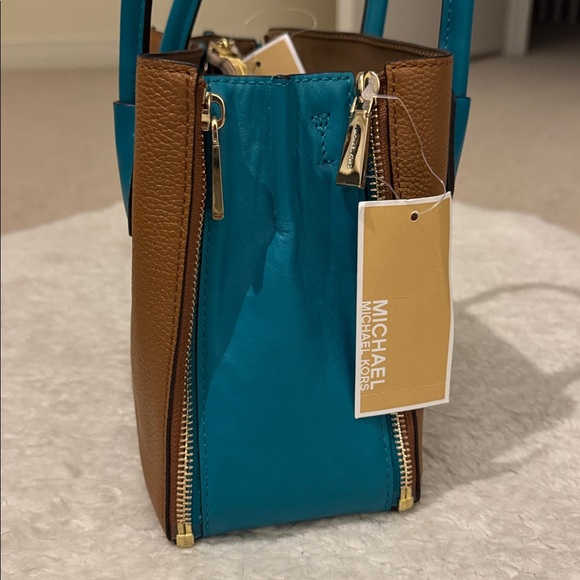 BNWT Michael Kors Tan Brown and Teal Mercer Leather Bag - Picture 4 of 7